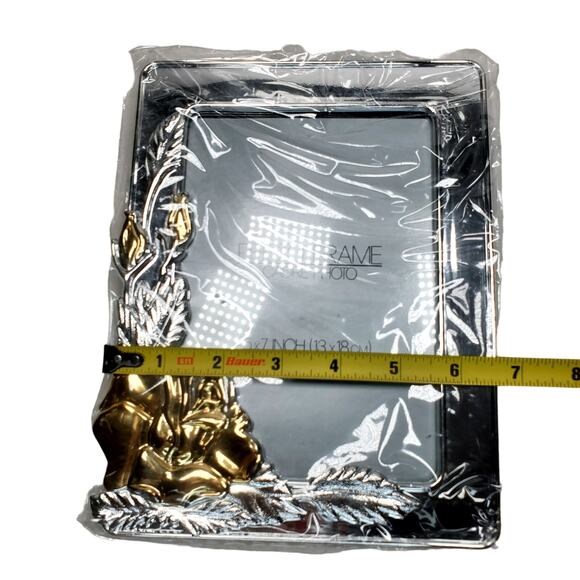 Lot of 2 Beautiful 5 x 7" Frames Gold & Silver Tones Rose Floral Design Gift New - Picture 6 of 7